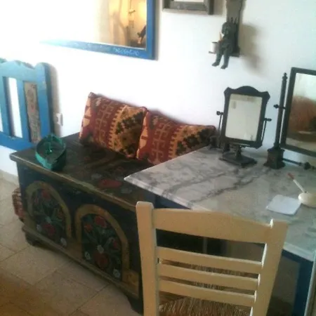 Vakantiehuis Oneiro Plaka (Milos)