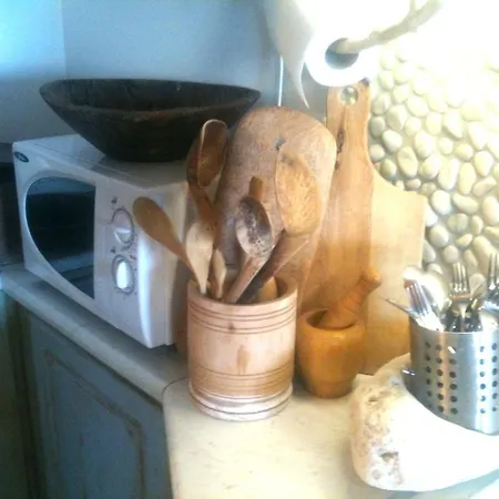 Oneiro Plaka (Milos)