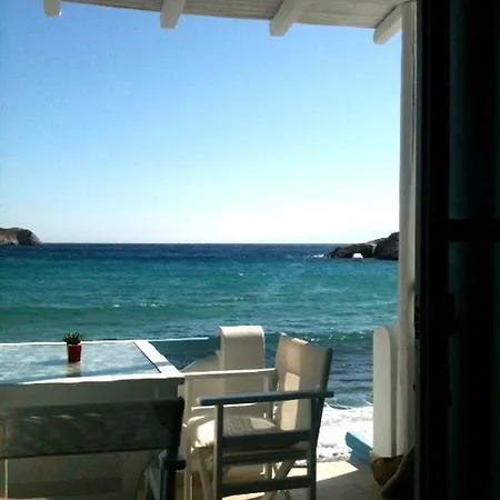 Oneiro Plaka (Milos)